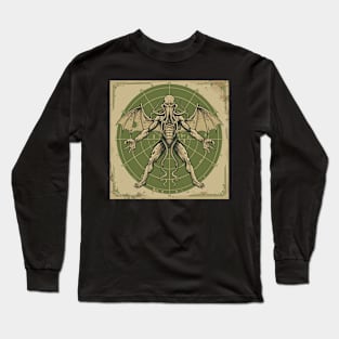 vitruvian cthulhu Long Sleeve T-Shirt